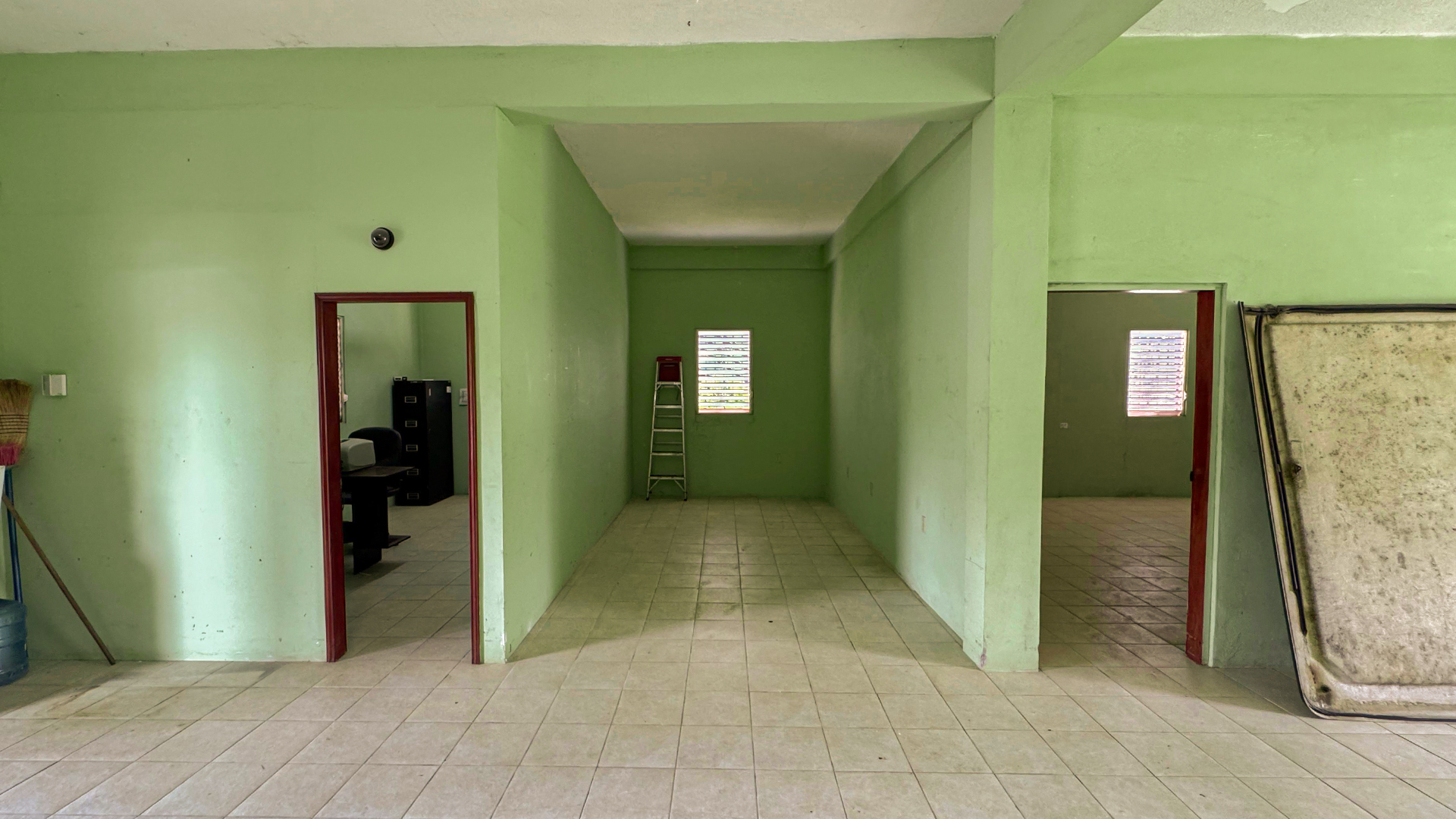 Listing Image #2