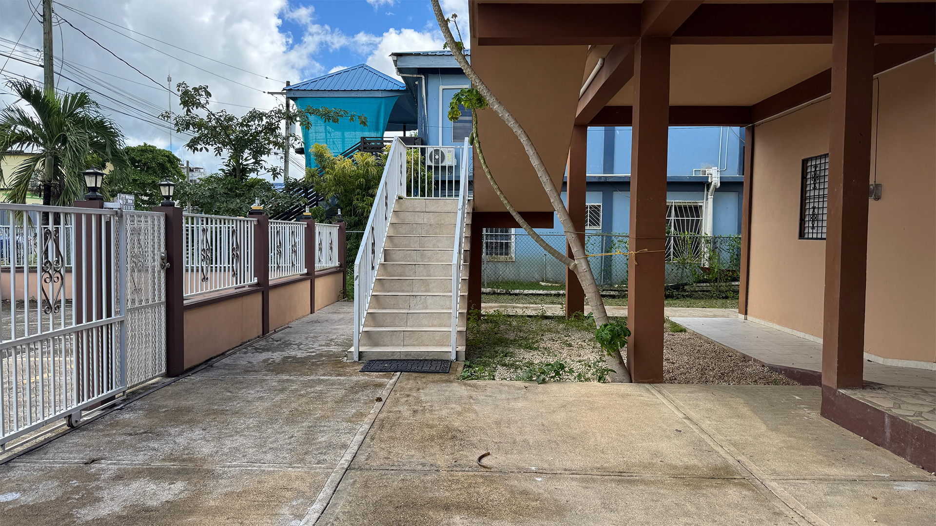 Listing Image #5
