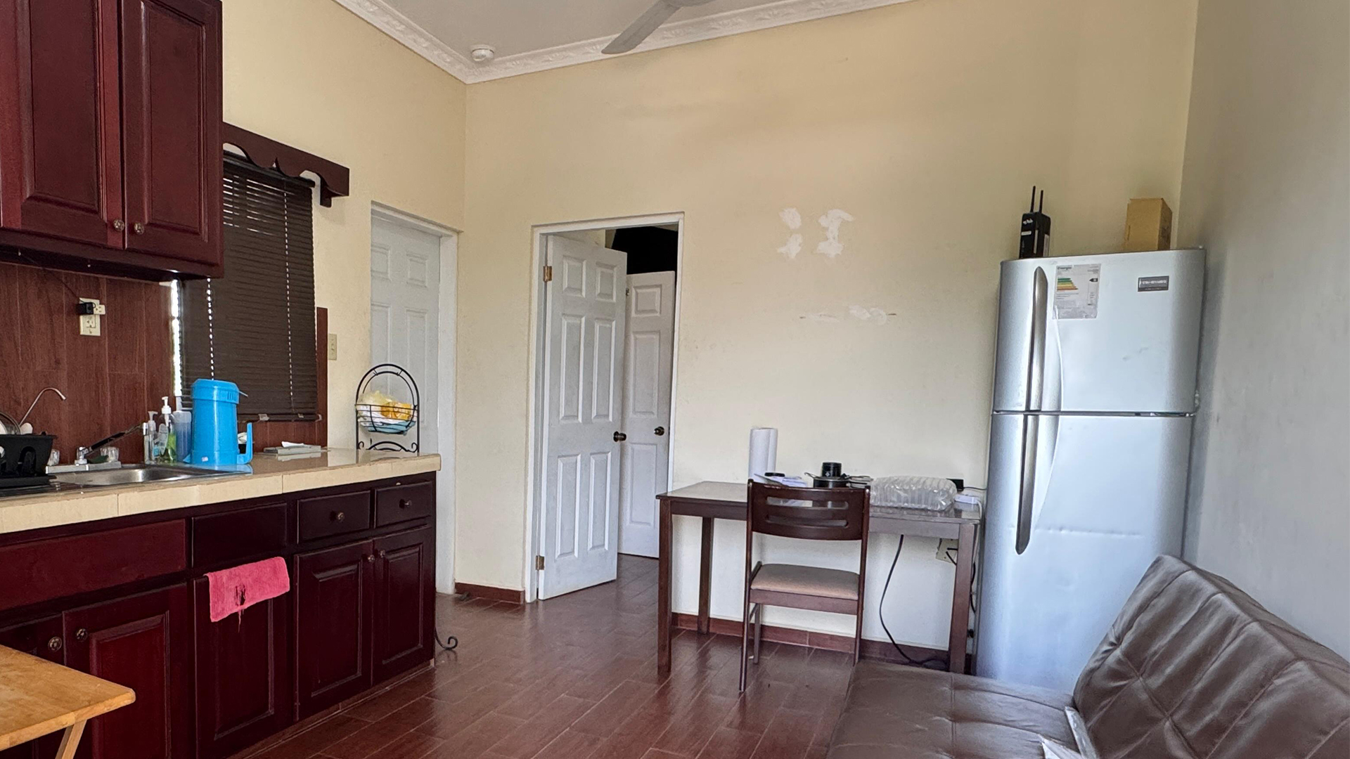 Listing Image #8