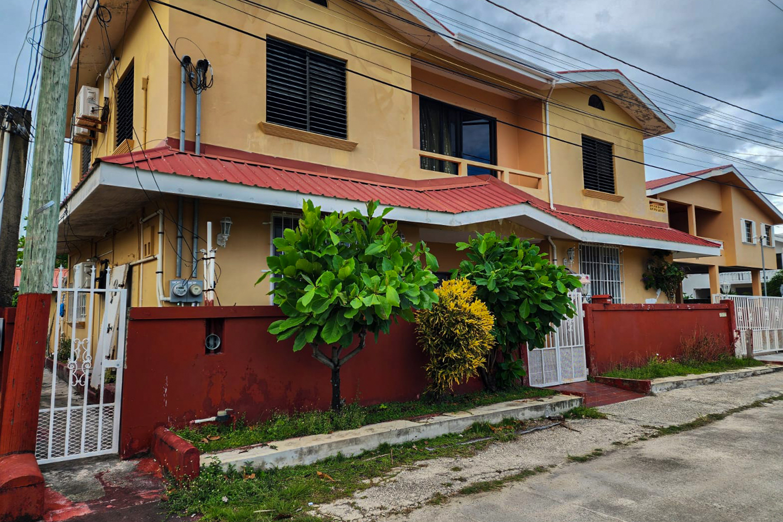 Listing Image #1