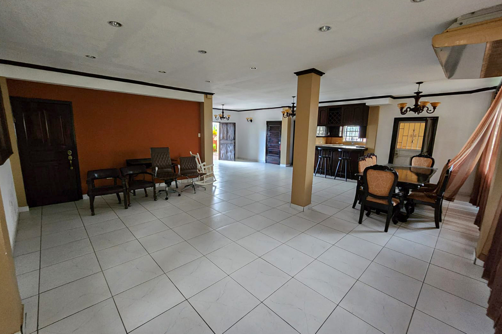 Listing Image #5