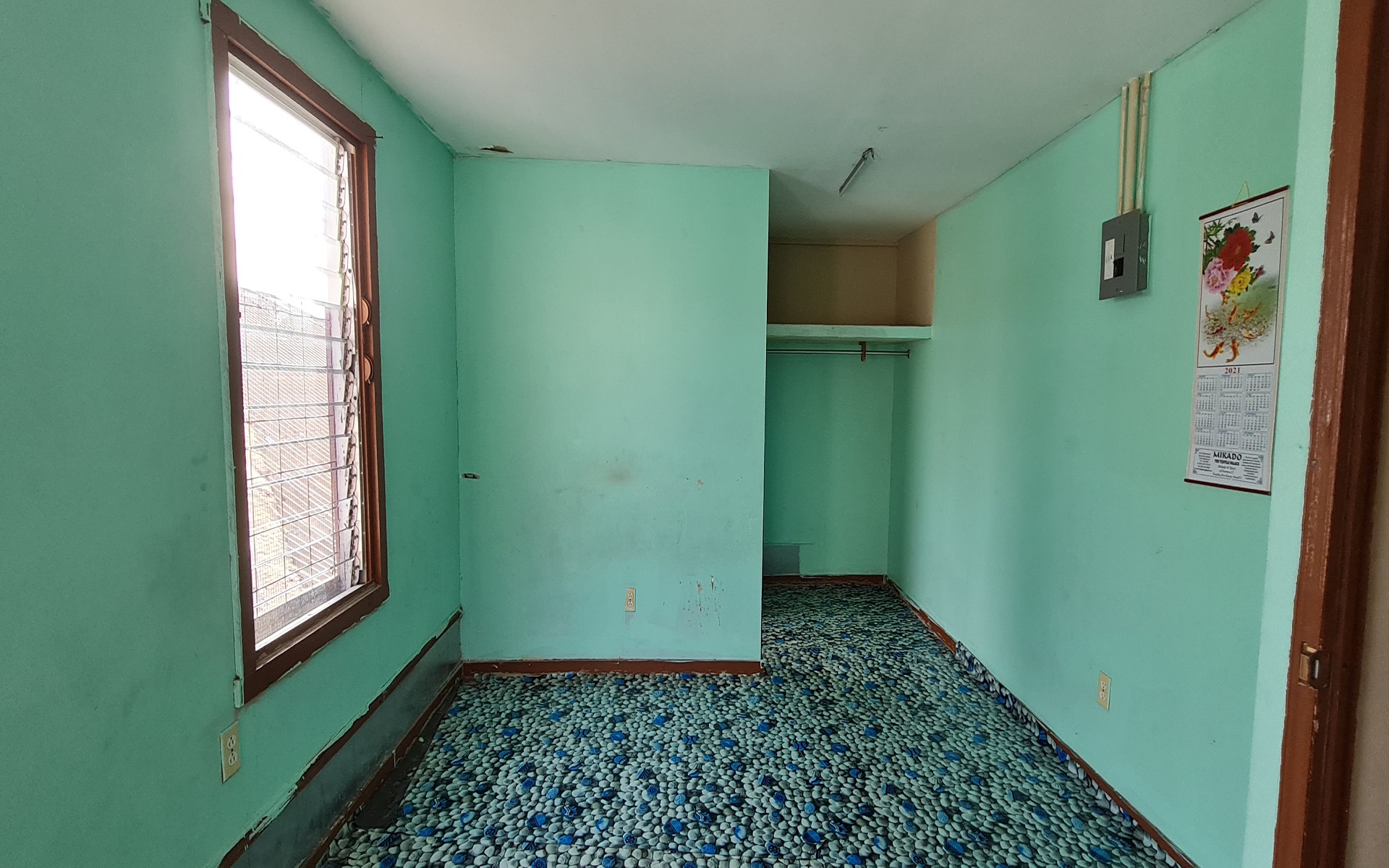 Listing Image #3