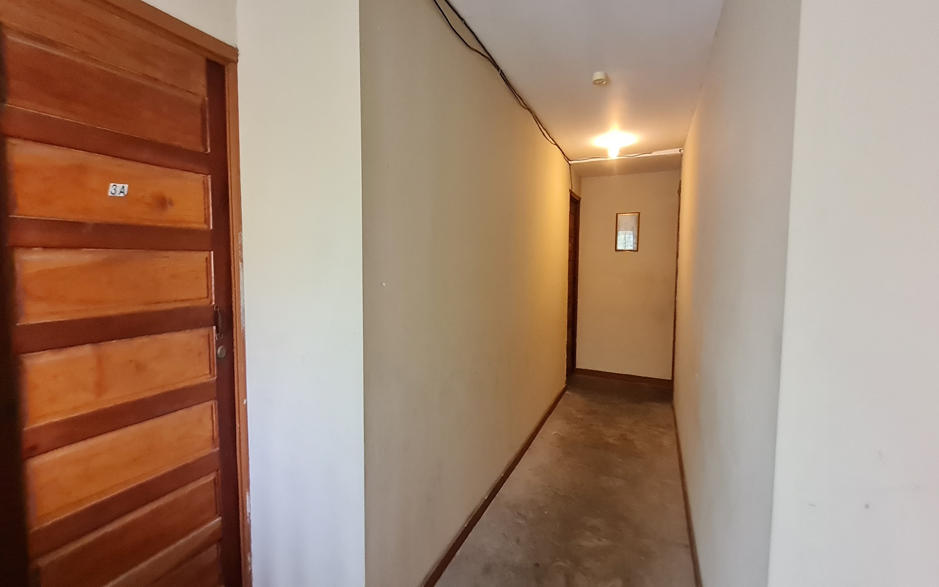 Listing Image #10