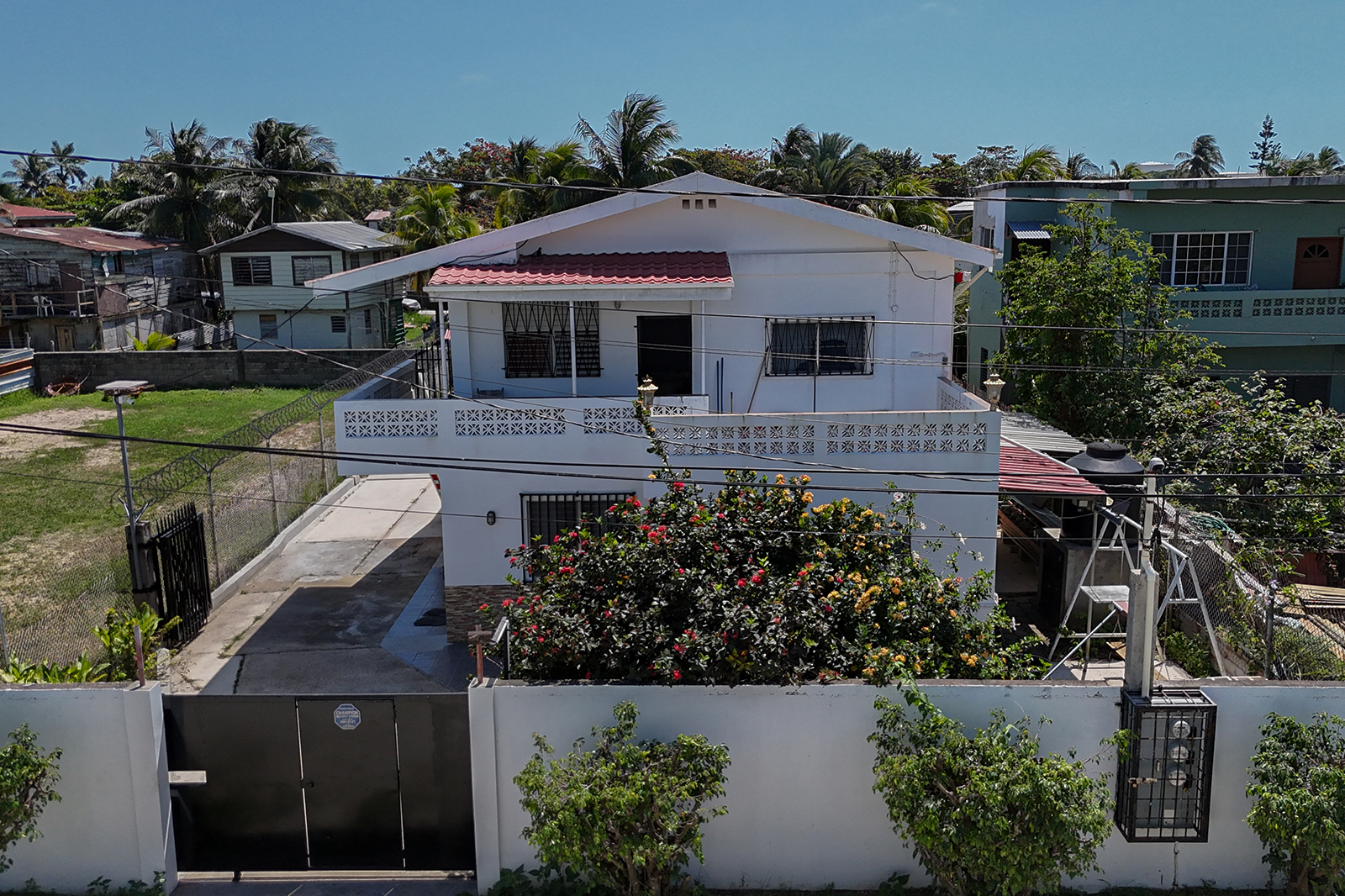 Listing Image #1