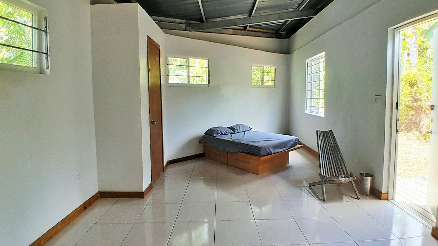 Listing Image #12