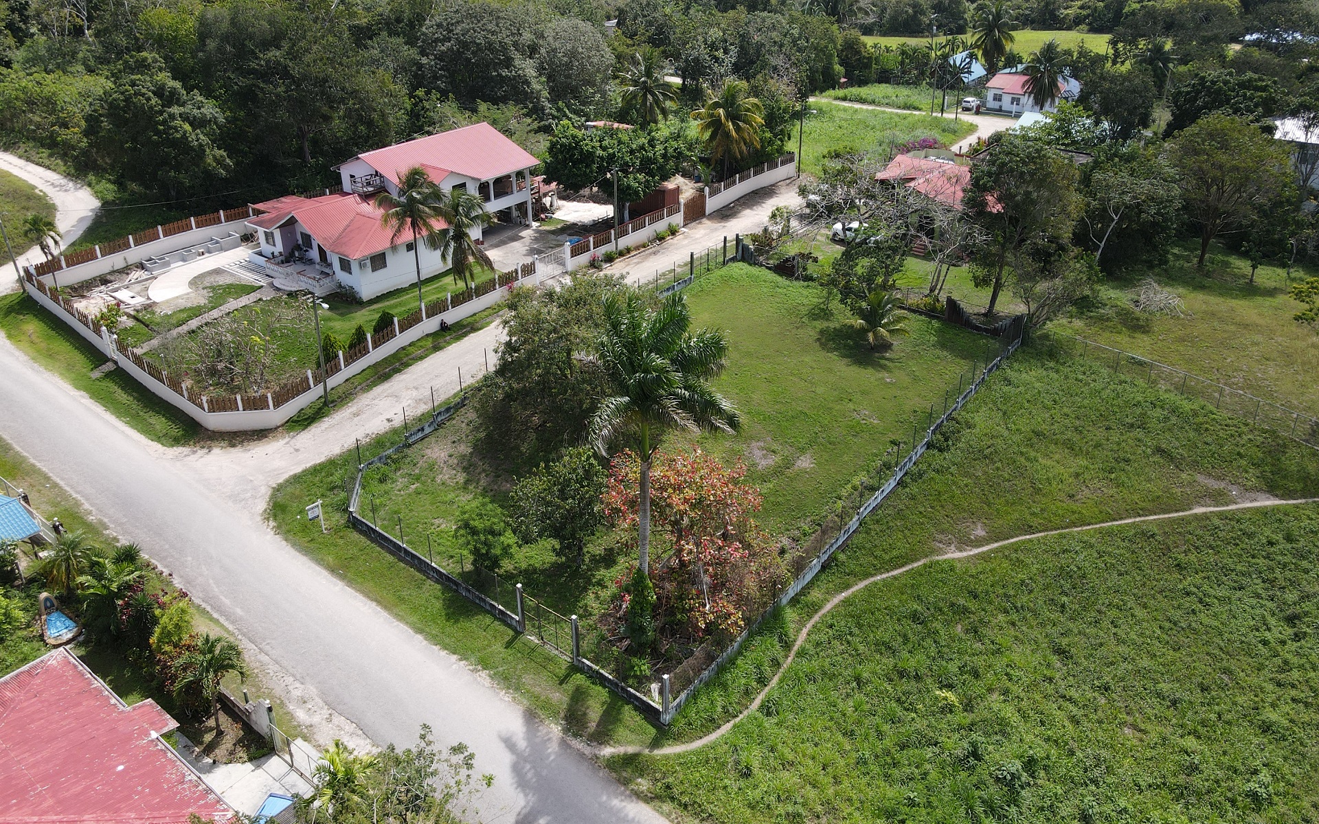 Listing Image #1