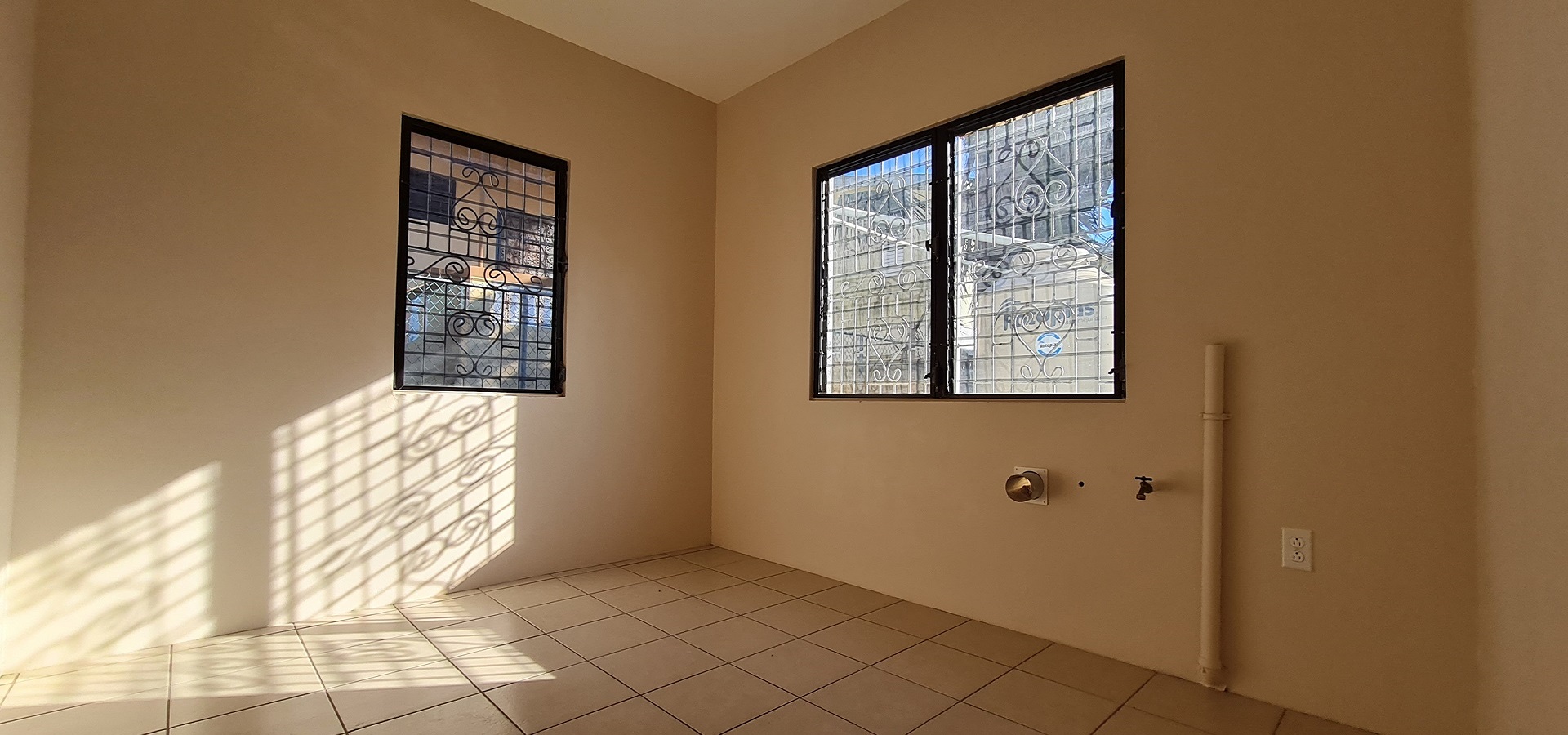 Listing Image #5