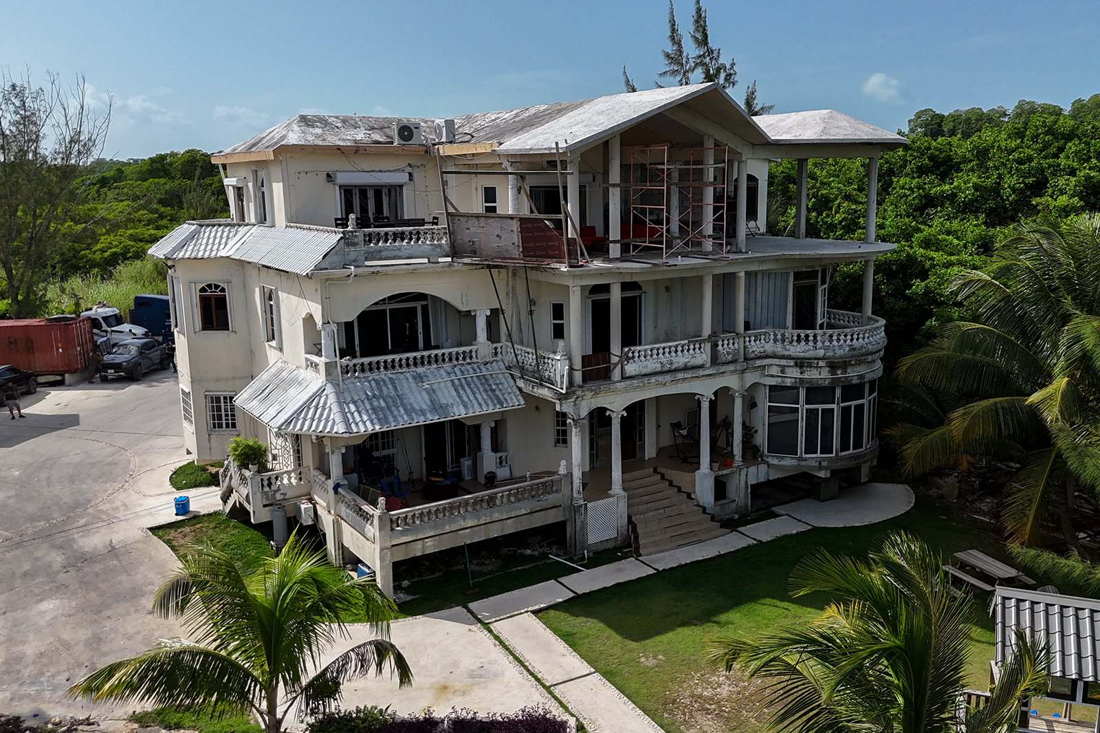 Listing Image #3