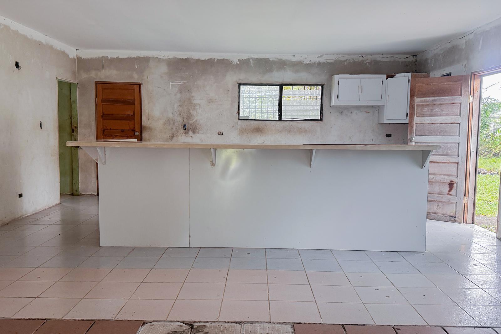 Listing Image #11