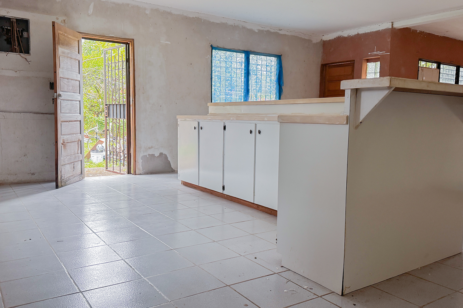 Listing Image #12