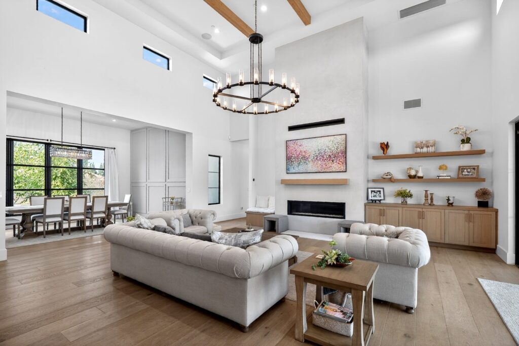 6415 E Vina Ln02