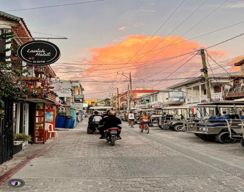 Ambergis Caye