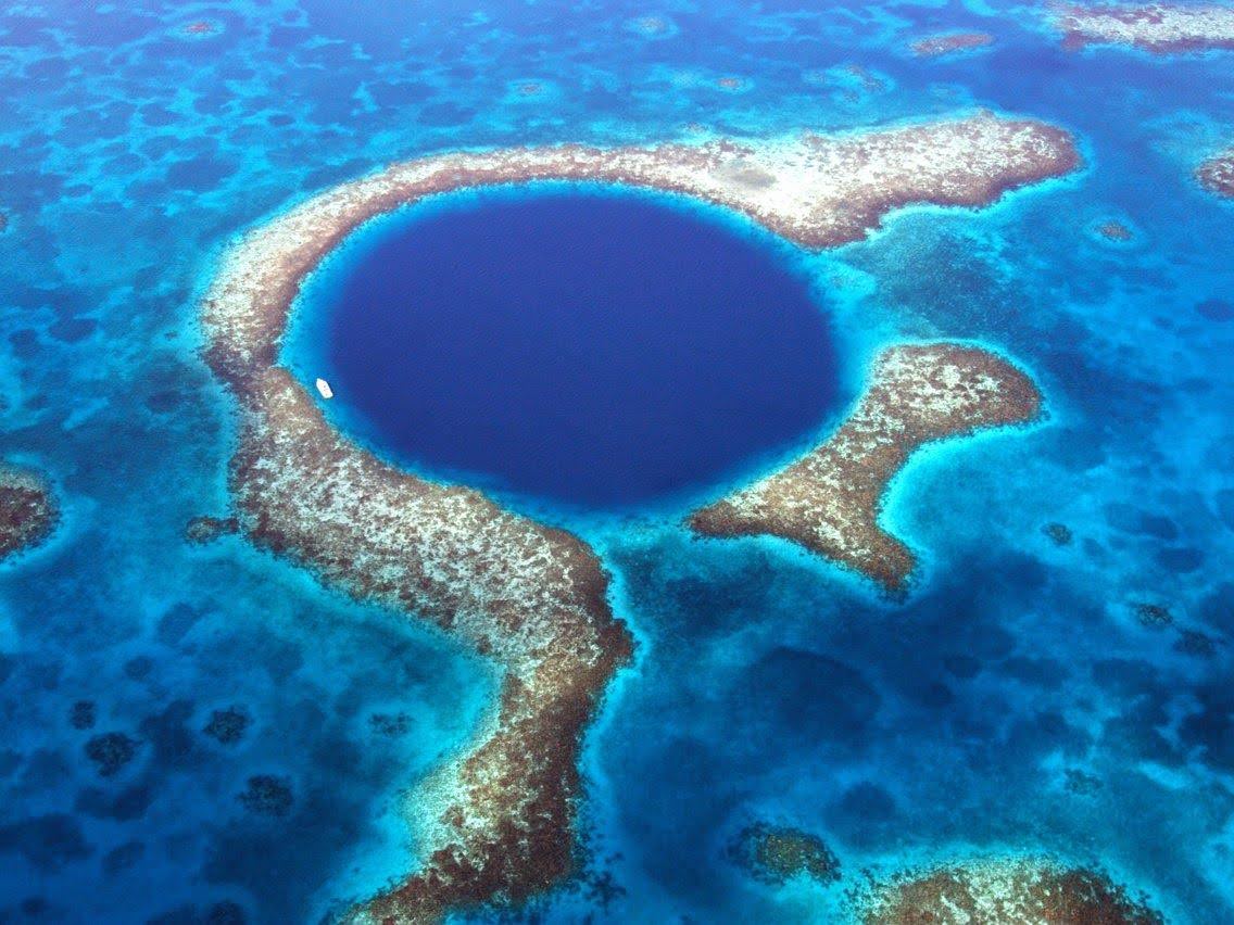 About Ambergris Caye