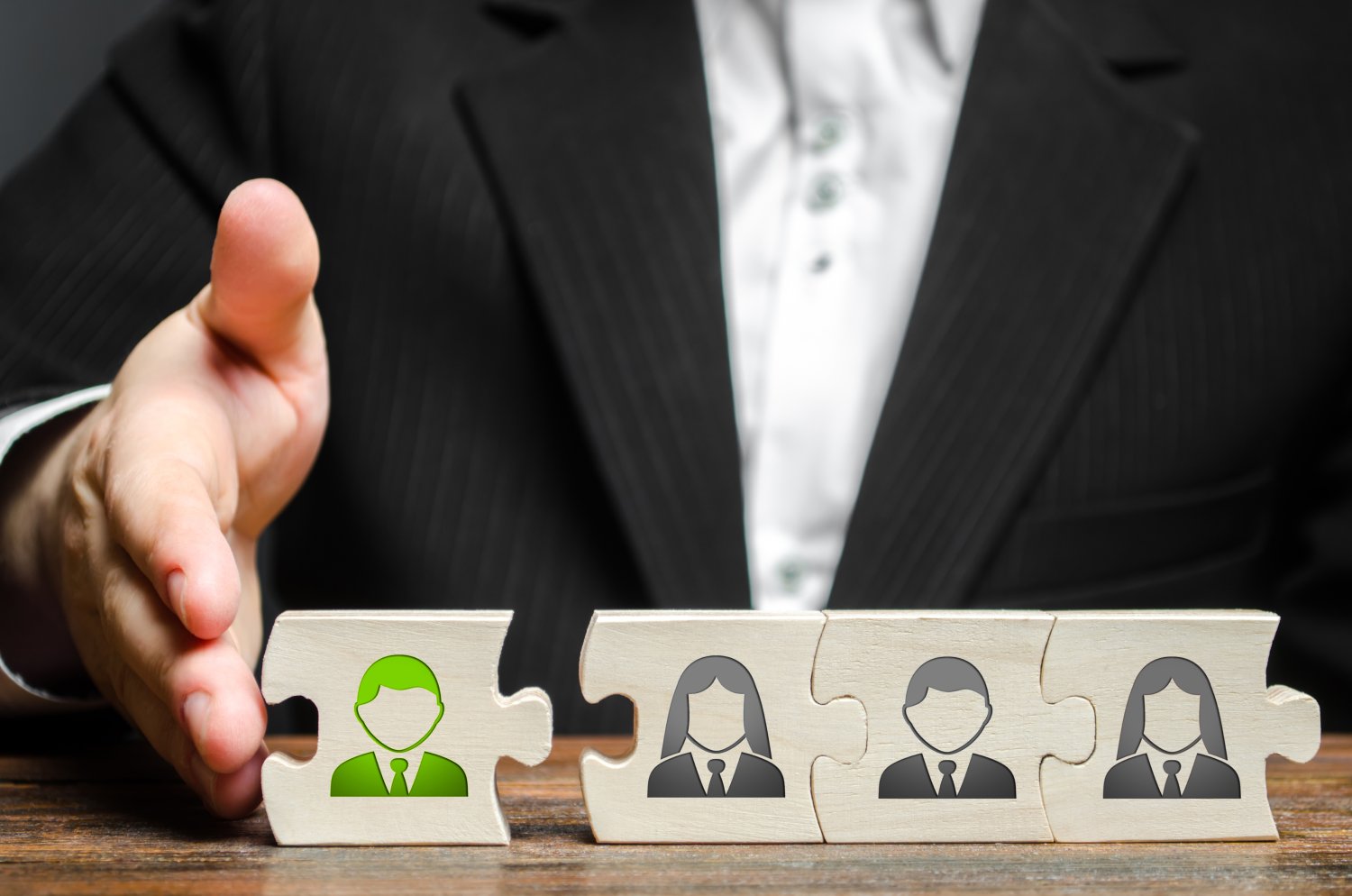 Customizing HR Retainer Services for Industry-Specific Needs