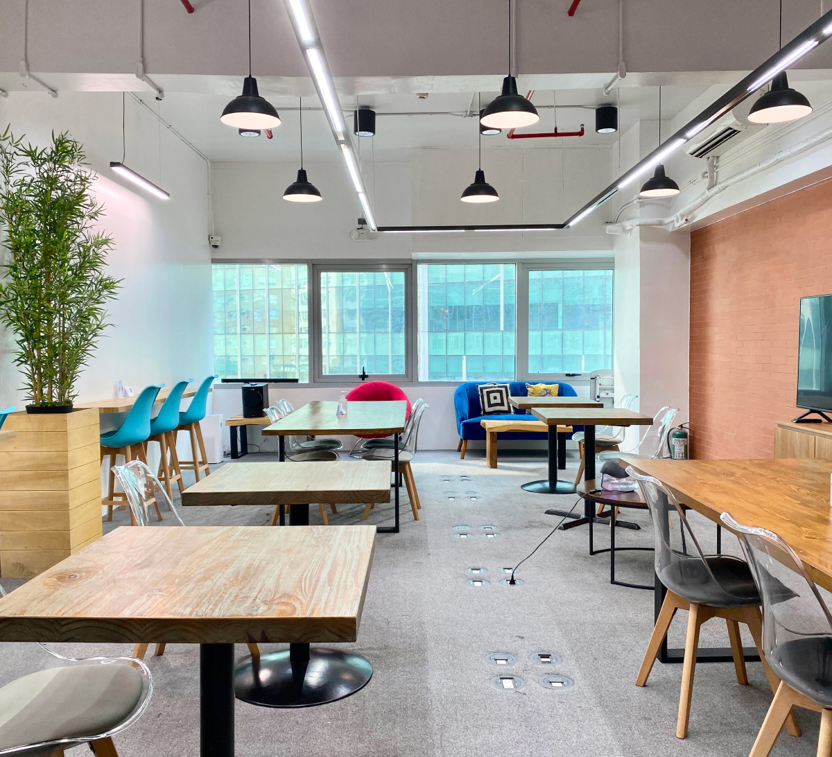 Why Businesses Choose Loft Spaces