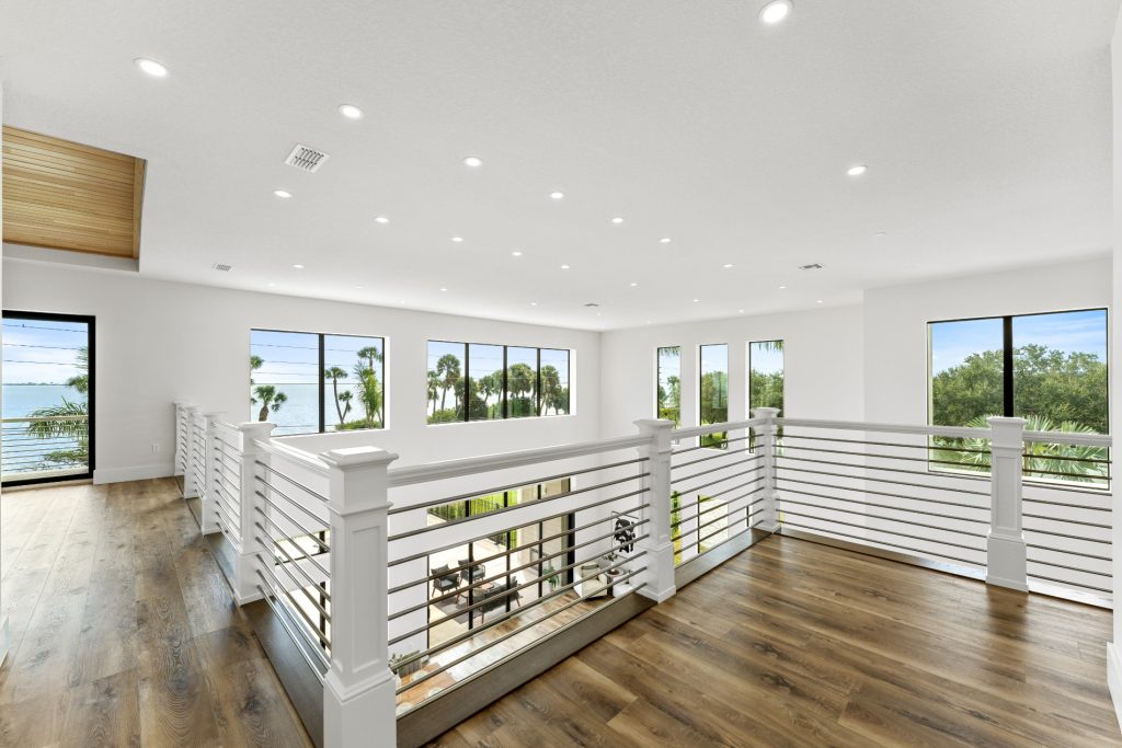 4861 Honeyridge Ln-46