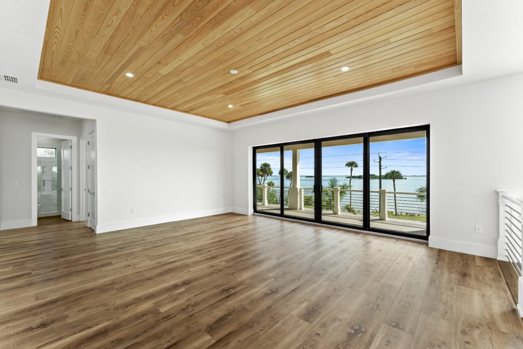 4861 Honeyridge Ln-47