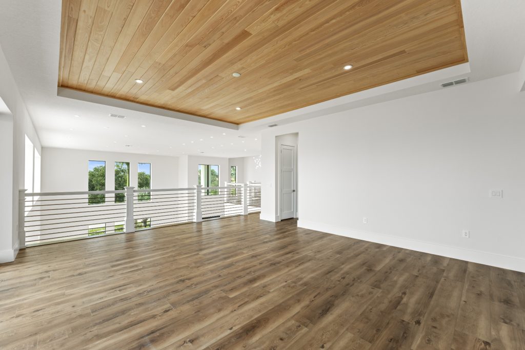 4861 Honeyridge Ln-48