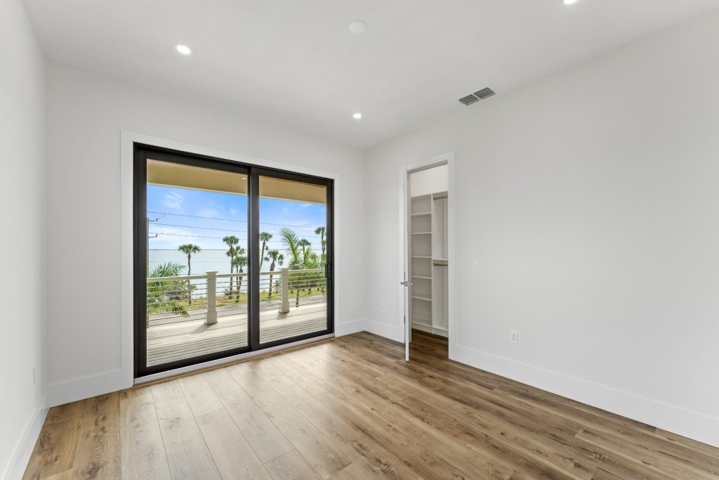 4861 Honeyridge Ln-61