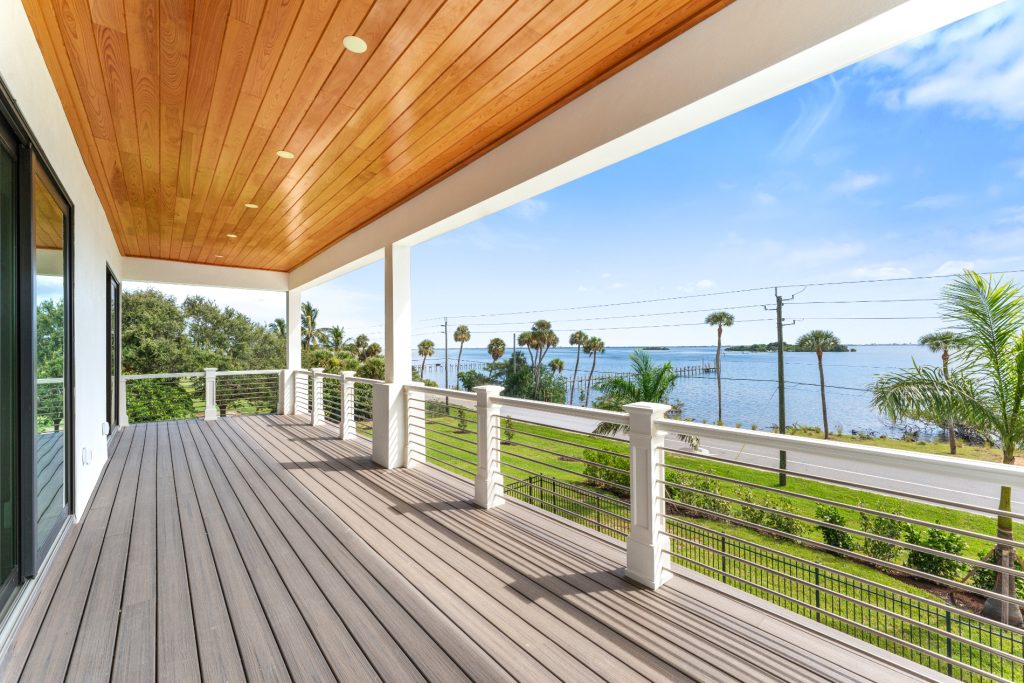 4861 Honeyridge Ln-63