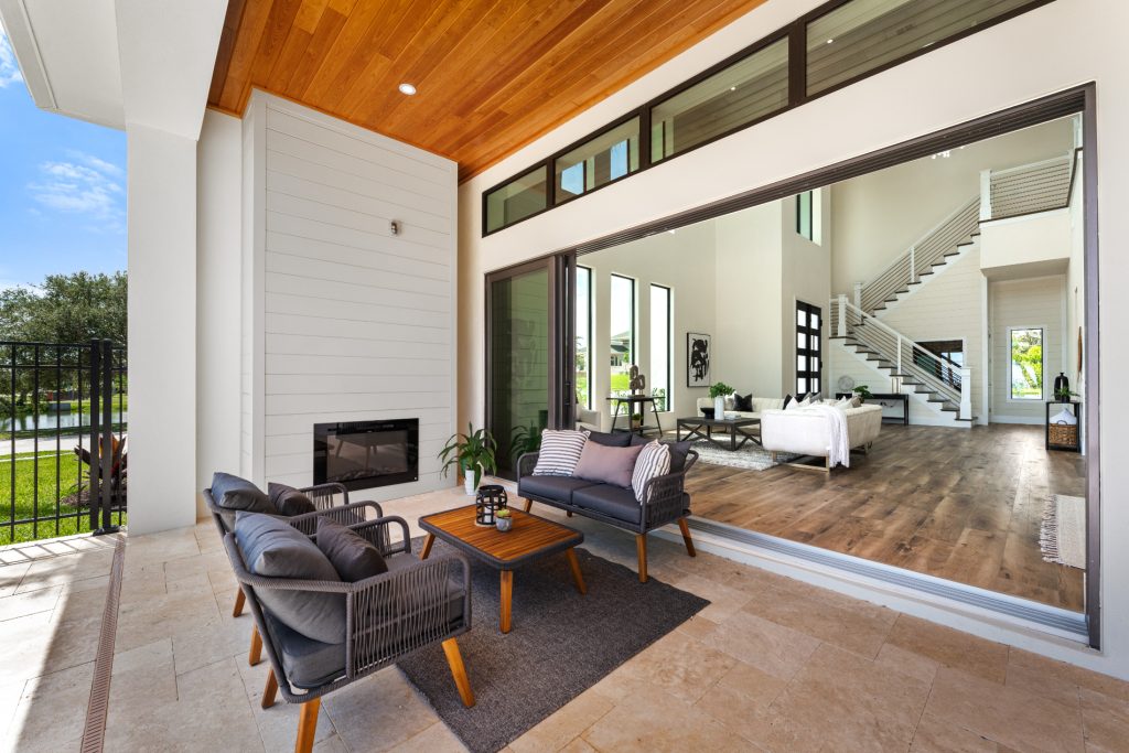 4861 Honeyridge Ln-65