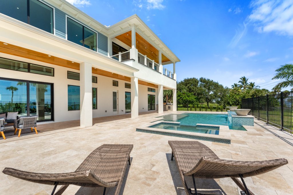 4861 Honeyridge Ln-69