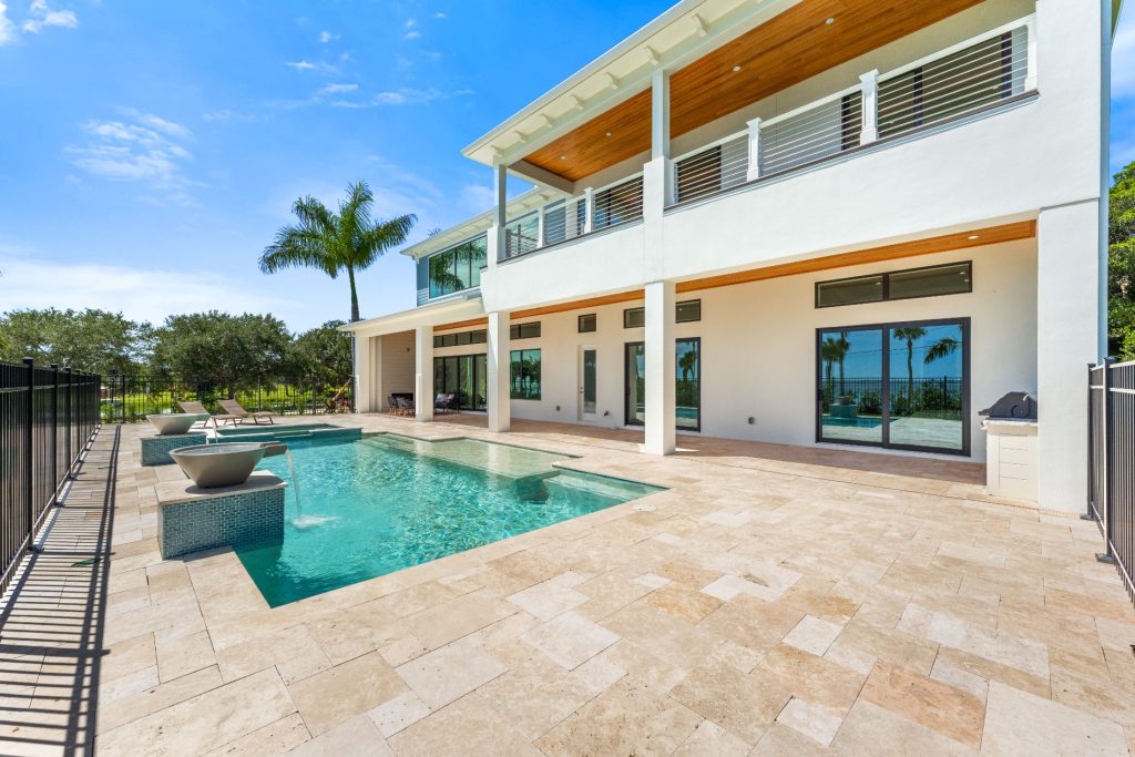 4861 Honeyridge Ln-73