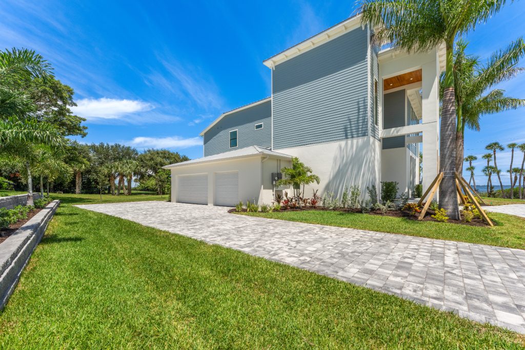 4861 Honeyridge Ln-83