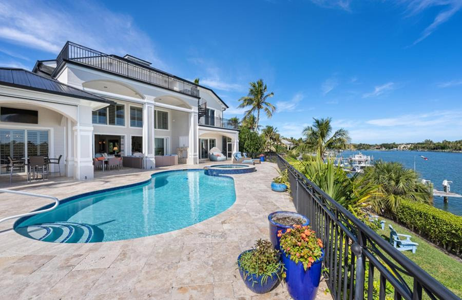 K2 Exclusive | 17513 SE Conch Bar Avenue – Direct Intracoastal Estate