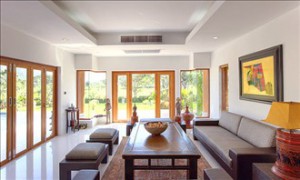 Clean & Decluttered allows the buyers imagination to flow.