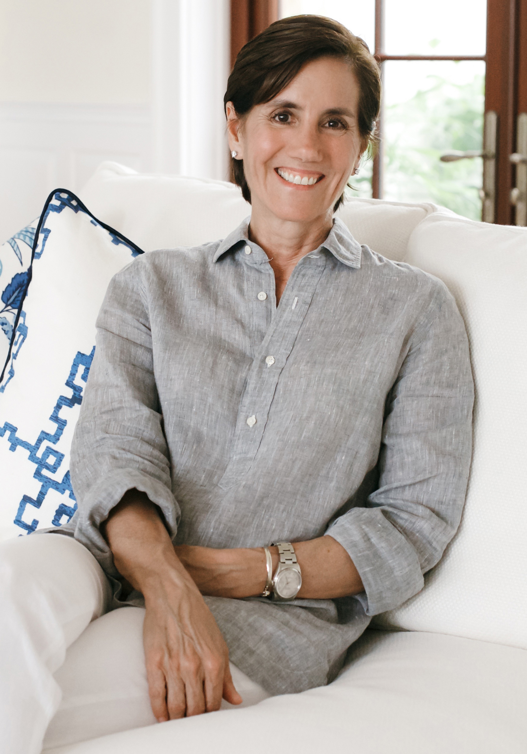 Suzanne Frisbie - real estate agent in Palm Beach