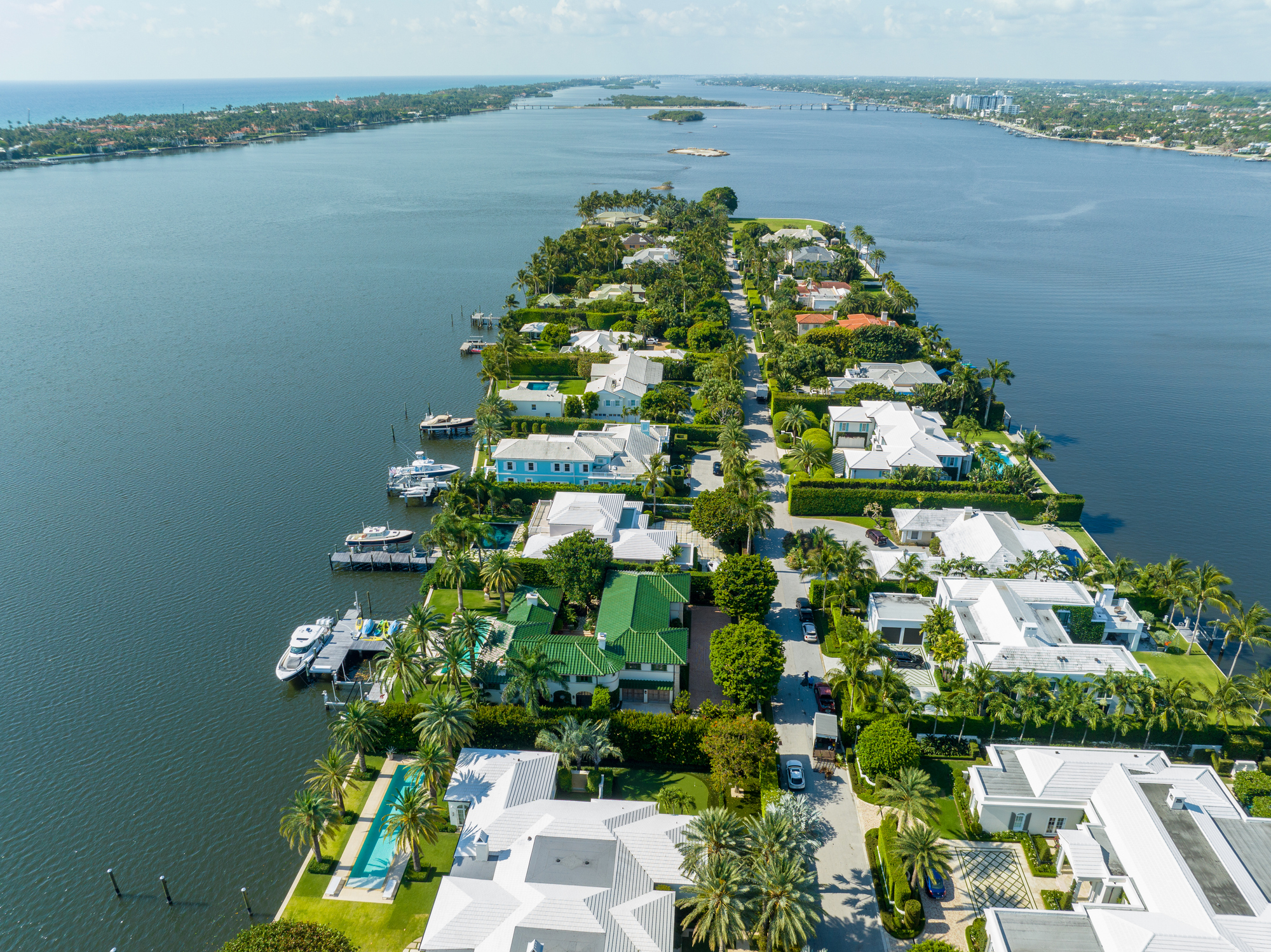 Luxury mansion homes on Everglades Island Palm Beach FL