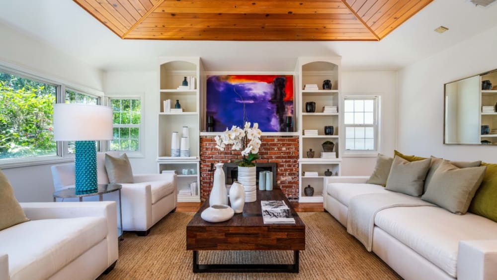 4253 Stern Avenue, Sherman Oaks, CA 91423