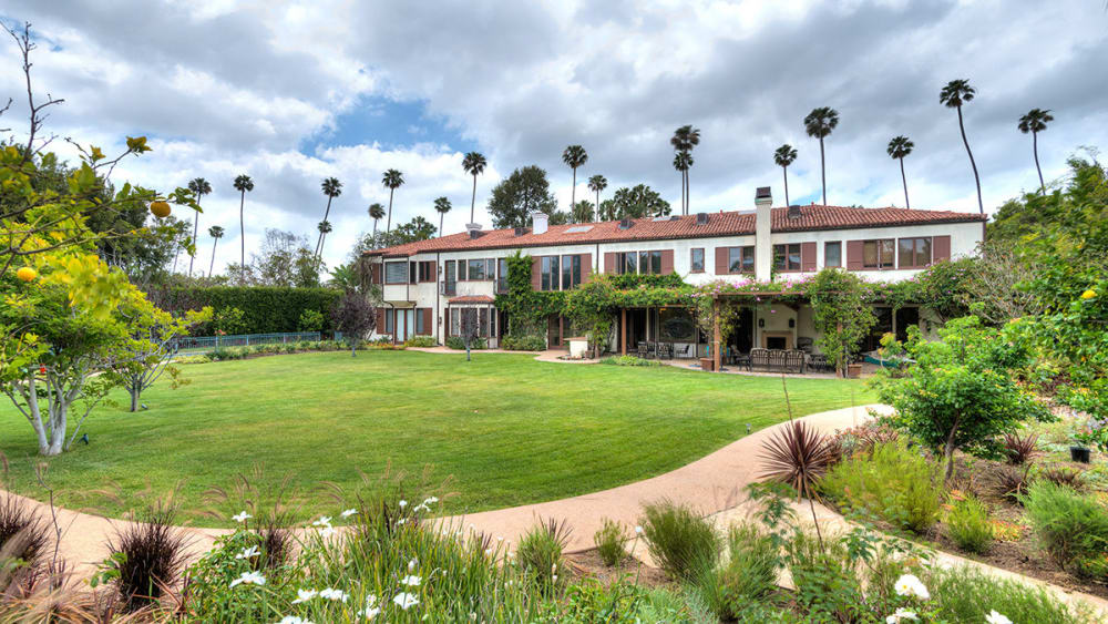 706 Canon Drive, Beverly Hills, CA 90210