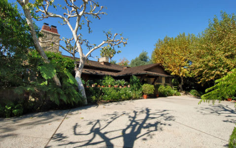 829 Whittier, Beverly Hills, CA 90210