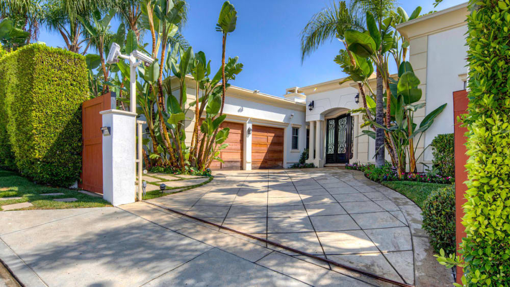 9329 Nightingale Drive, Los Angeles, CA 90069