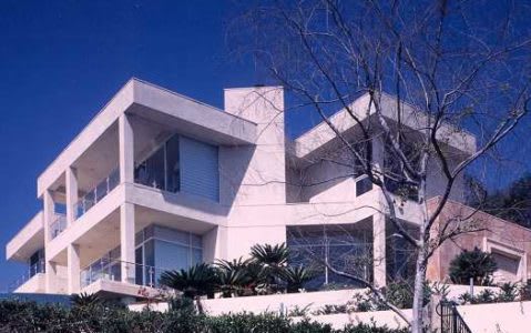 In Los Angeles, Los Angeles, CA 90013