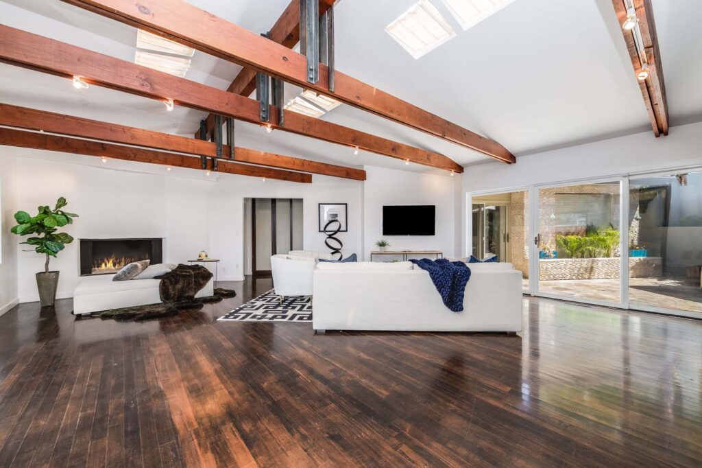 1400 Claridge Dr | Beverly Hills