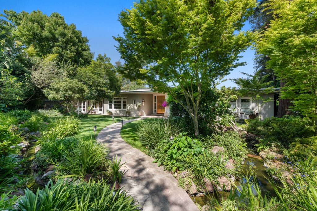 810 N Foothill Rd | Beverly Hills