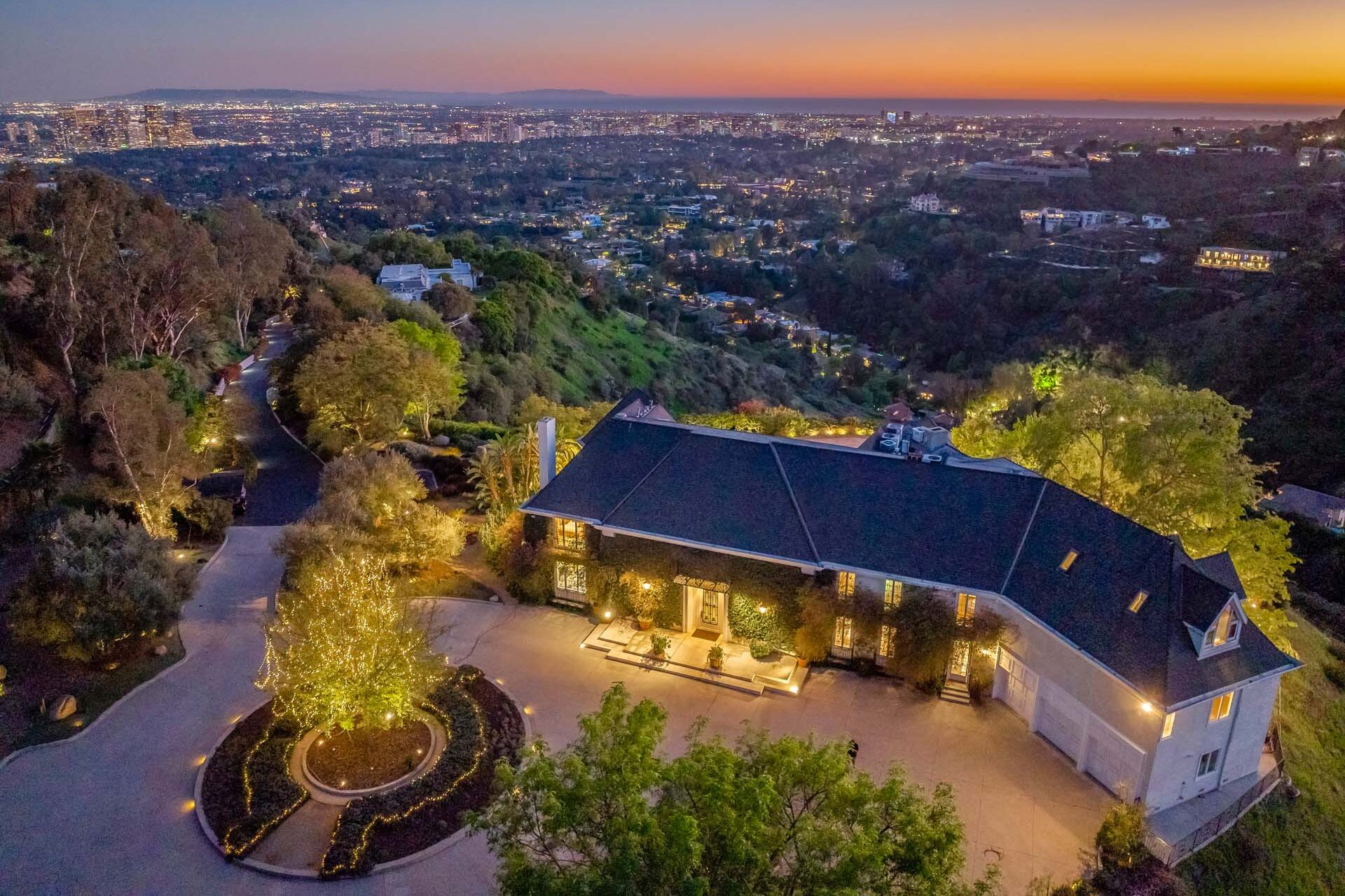 Dino and Martha De Laurentiis’ Luxe Beverly Hills Estate Lists for $37.5 Million