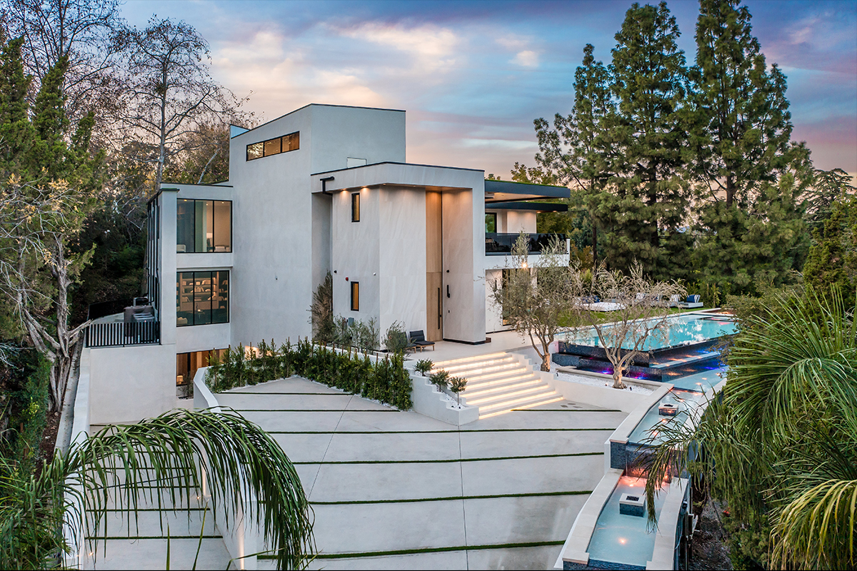 The art of arrival: Designing driveways and entryways that impress
