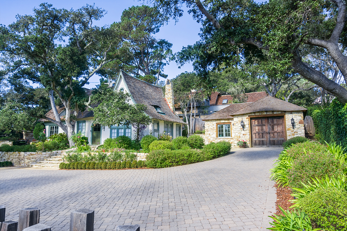 The art of arrival: Designing driveways and entryways that impress