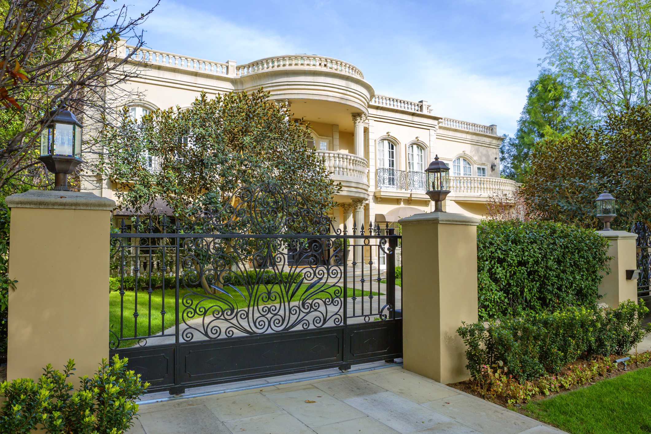 A beautiful home in Beverly Hills