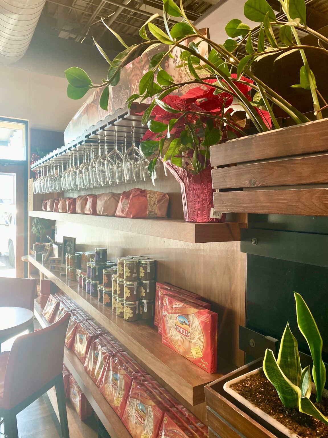 Photo of POMO Pizzeria in Scottsdale.
