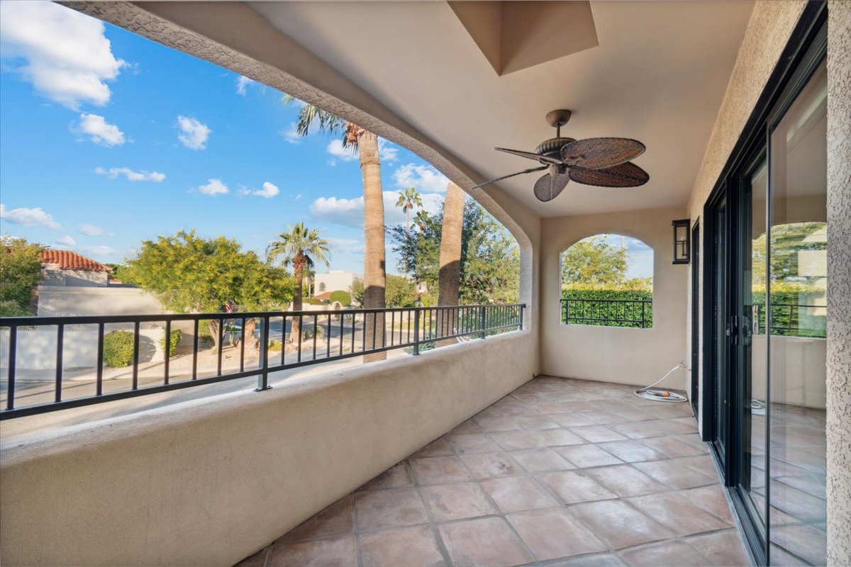 Photo of waterfront townhome on Lake Marguerite.