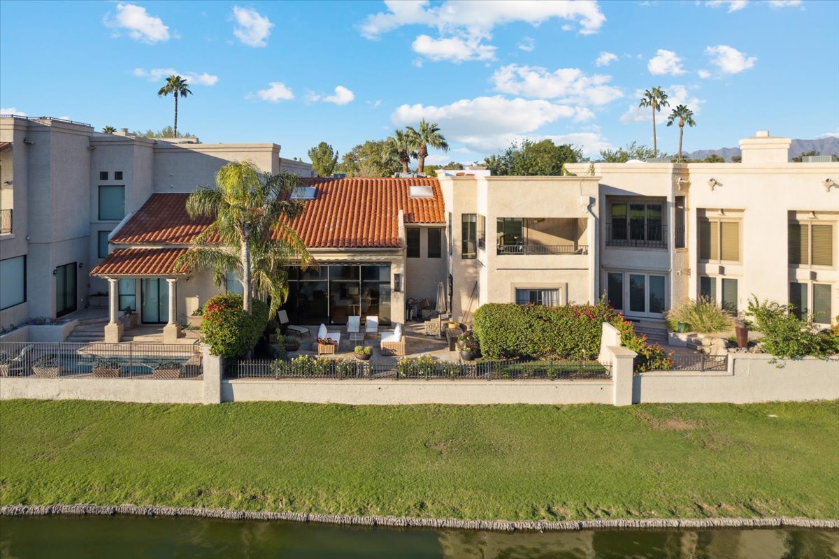 Photo of waterfront townhome on Lake Marguerite.