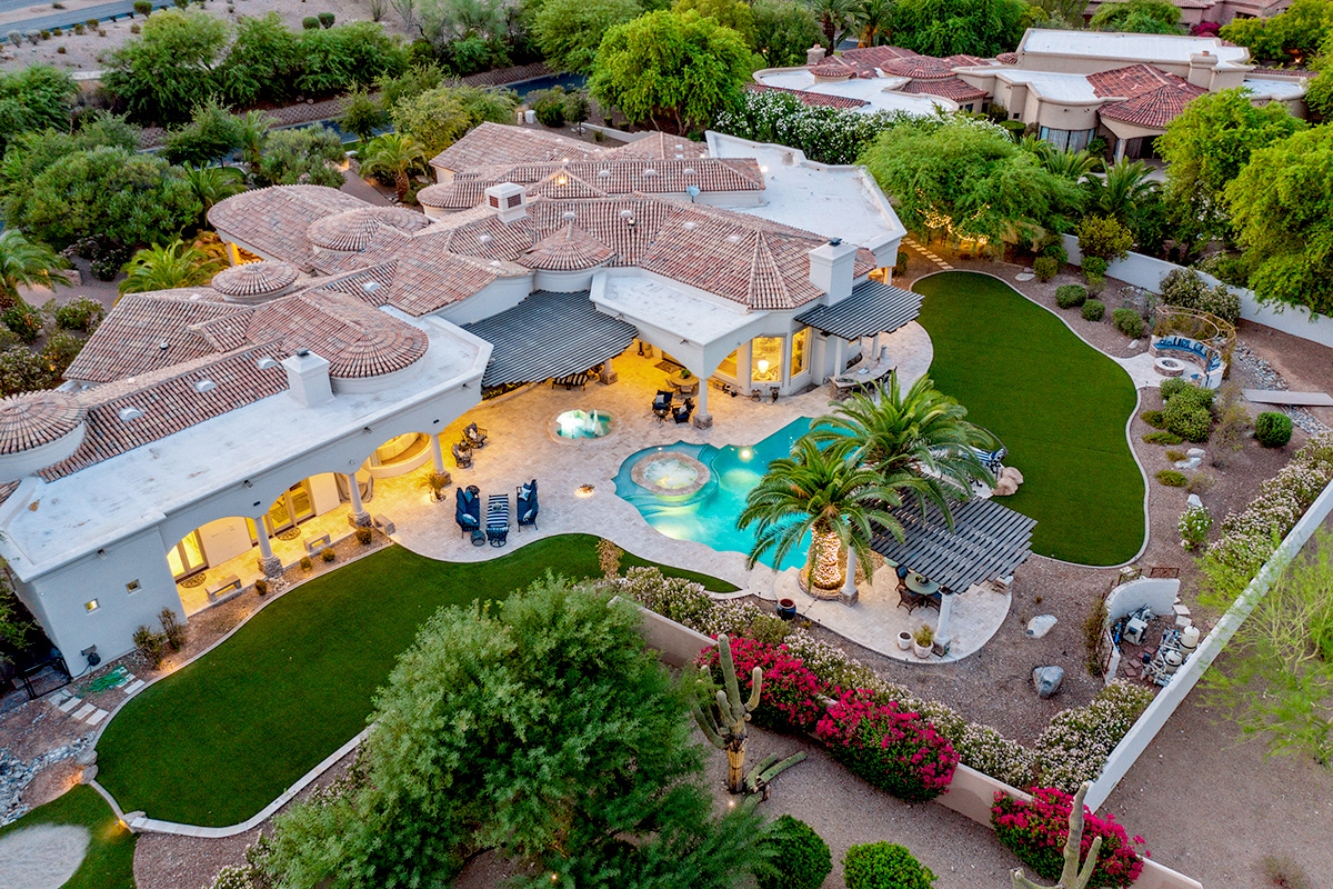 Photo of a home for sale in Paradise Valley, AZ.