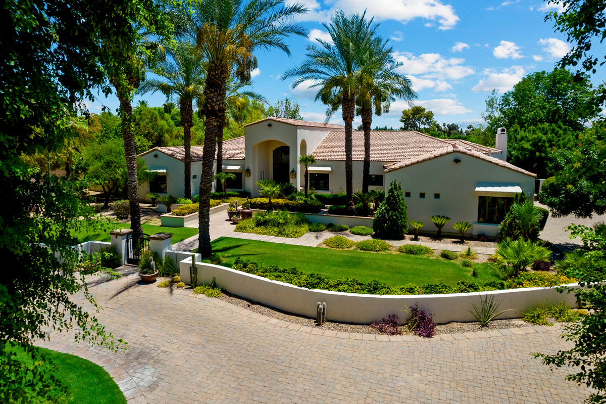 A luxury home for sale in Scottsdale, Arizona.
