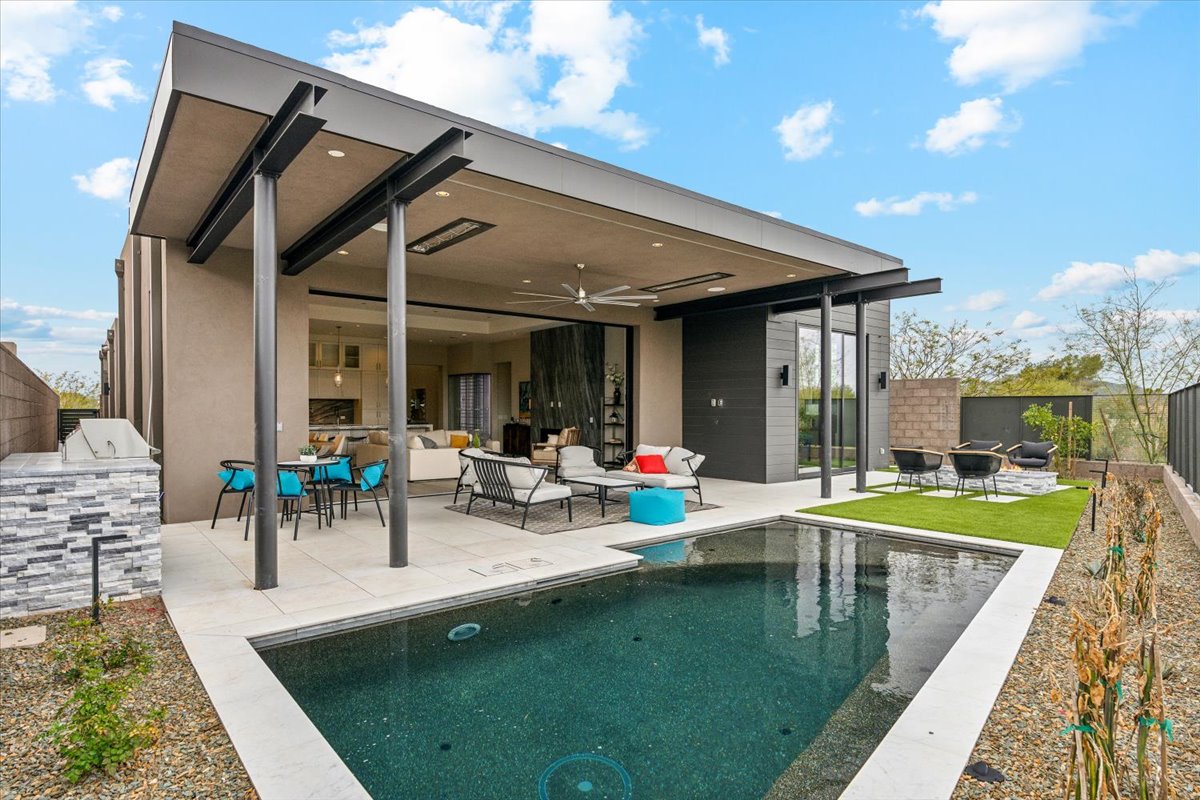 Backyard of a luxury home in Scottsdale's Seven Desert Mountain.