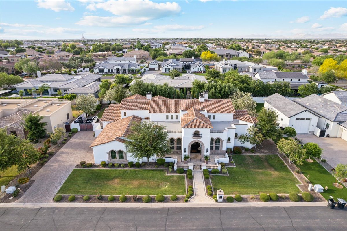 A luxury home in Gilbert, Arizona.